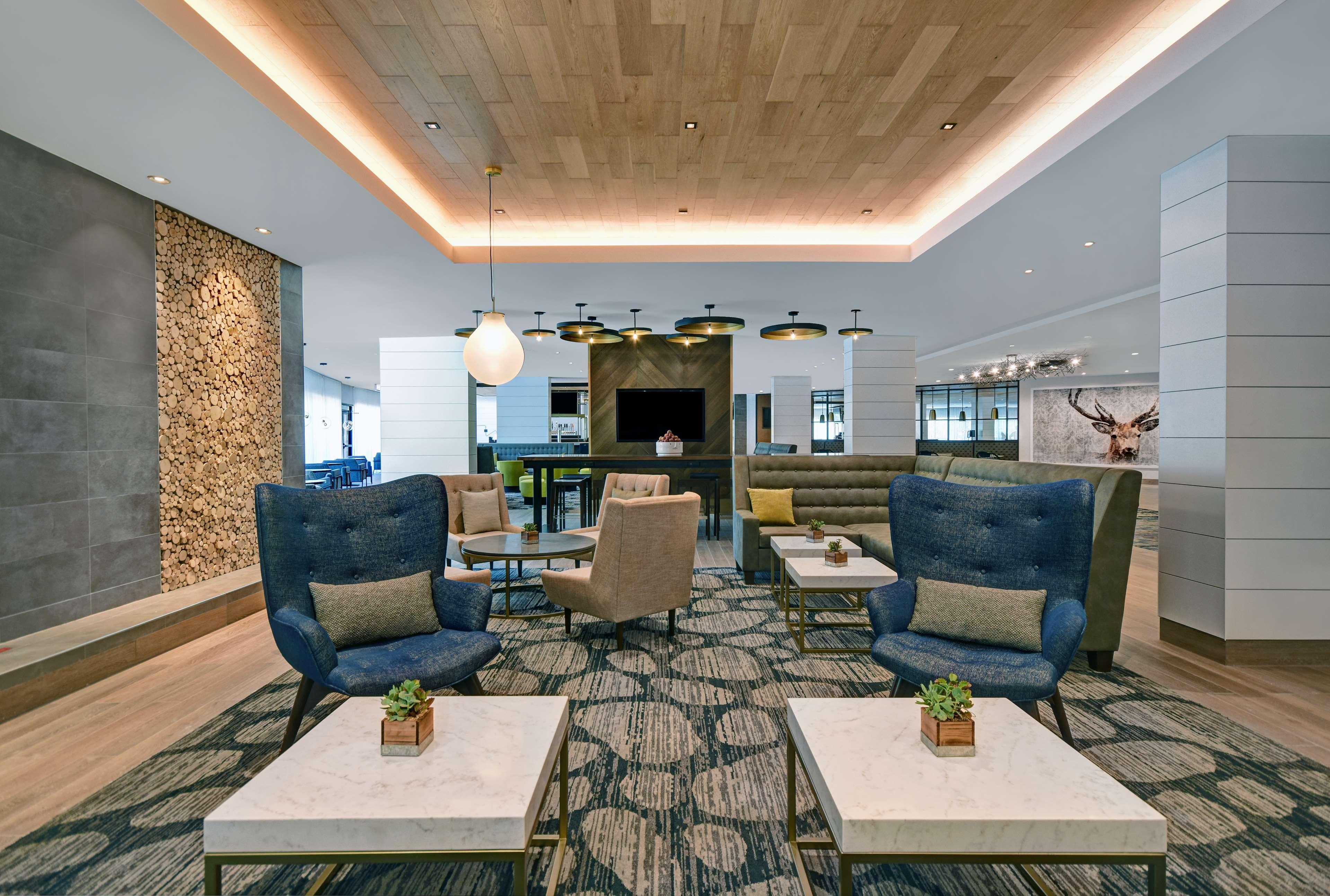 Hilton Peachtree City Atlanta Hotel & Conference Center Exterior photo